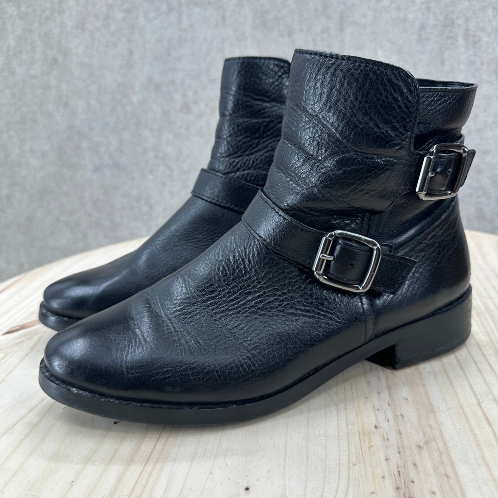 24/7 Kaiser 9W Pebbled Leather Buckle Moto Ankle Boots Zip Low Heel Booties
